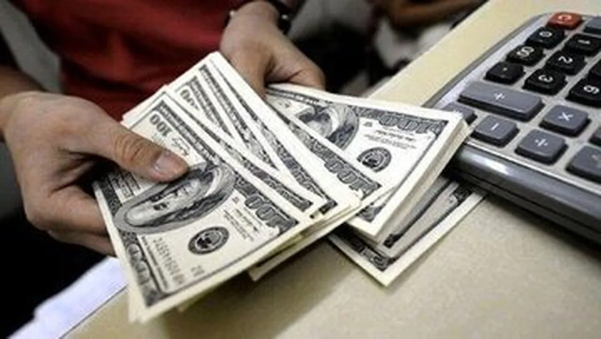 در آخرین روز هفته هم قیمت دلار و طلا افزایش یافت