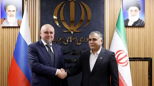 وزیر نفت ایران با وزیر انرژی روسیه دیدار و گفت&zwnj;و&zwnj;گو کرد