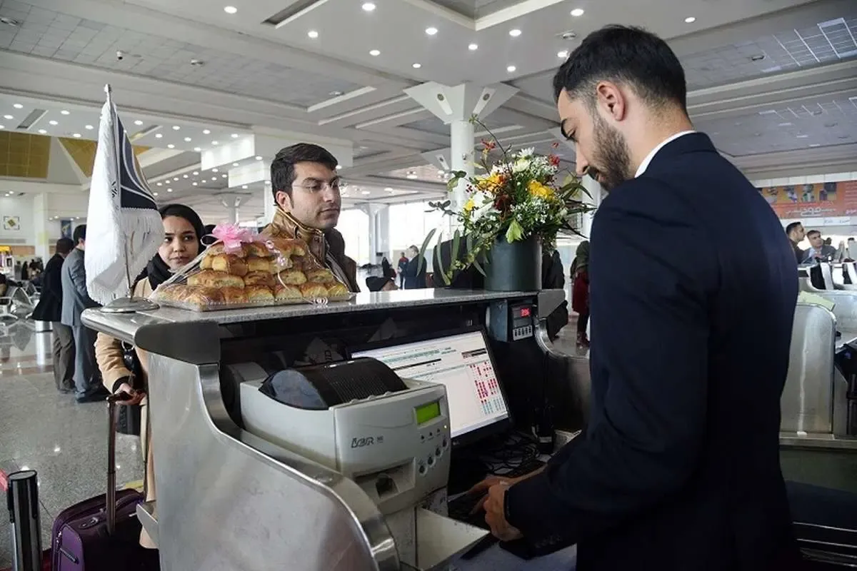 نرخ عوارض خروج از کشور