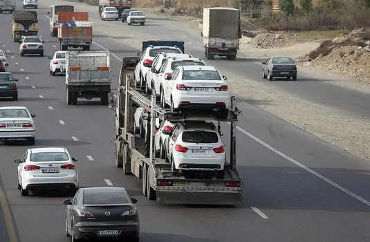 اصلاح تامین مالی و تولید پالایشگاه&zwnj;ها؛ خودروسازان چرا در ناترازی بنزین دیده نمی&zwnj;شوند